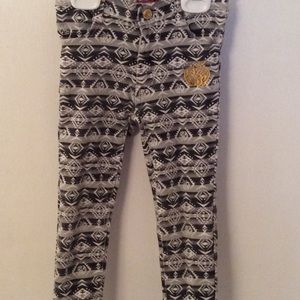 Apple Bottoms skinny jeans. Size 4T.